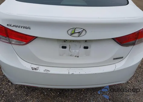 2013 Hyundai Elantra Limited из США, поврежденный, VIN 5NPDH4AE1DH168637